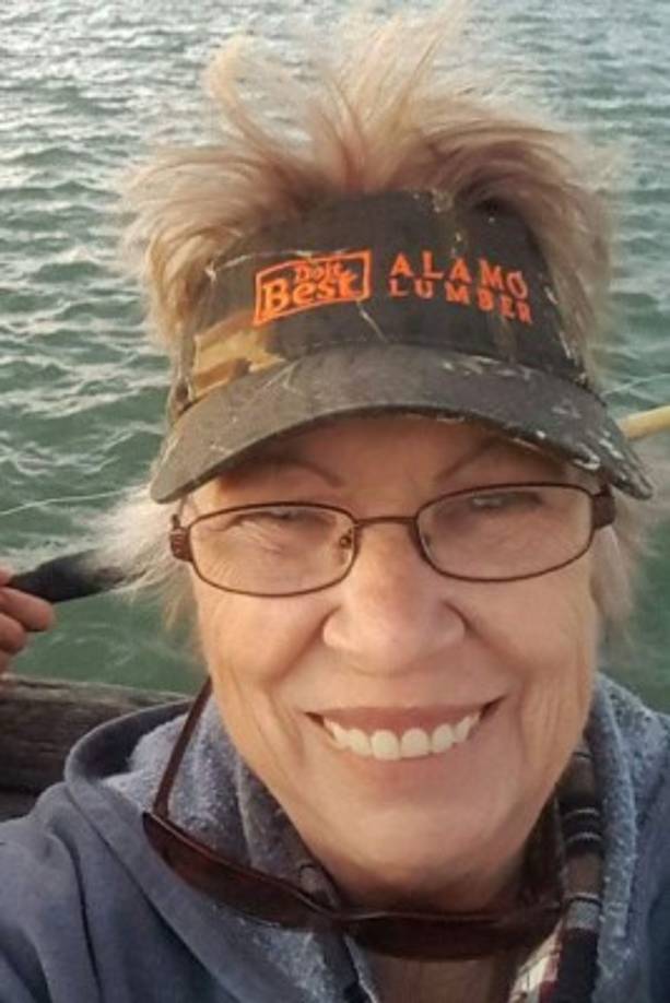 Lula White era la abuela de la esposa del tirador, Devin Kelley.<br/><br/>White, de 71 años, hacía voluntariado con frecuencia en la iglesia, según sus amigos.<br/><br/>'No tengo dudas de dónde está ahora. Está en el cielo, poniendo sus coronas y joyas a los pies de Jesús y celebrando. Te amo y te extrañaré tía Lula Woicinski White', escribió la sobrina Amy Backus en Facebook.