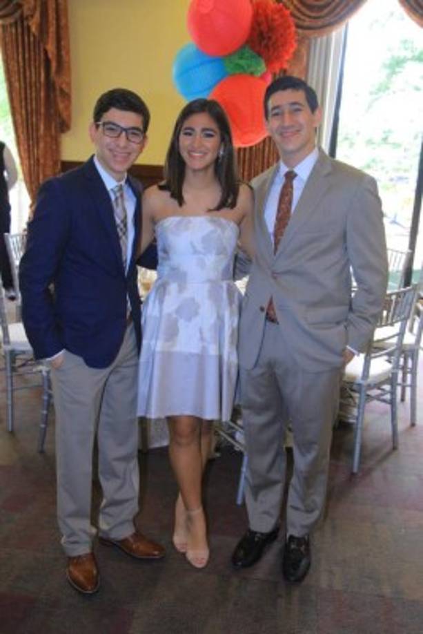 Mario Faraj, Natalia Larach y Mario Kafati.