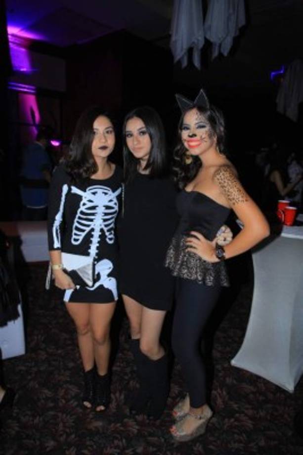 Tiziana y Wanda Mainardi con Valeria Arita.