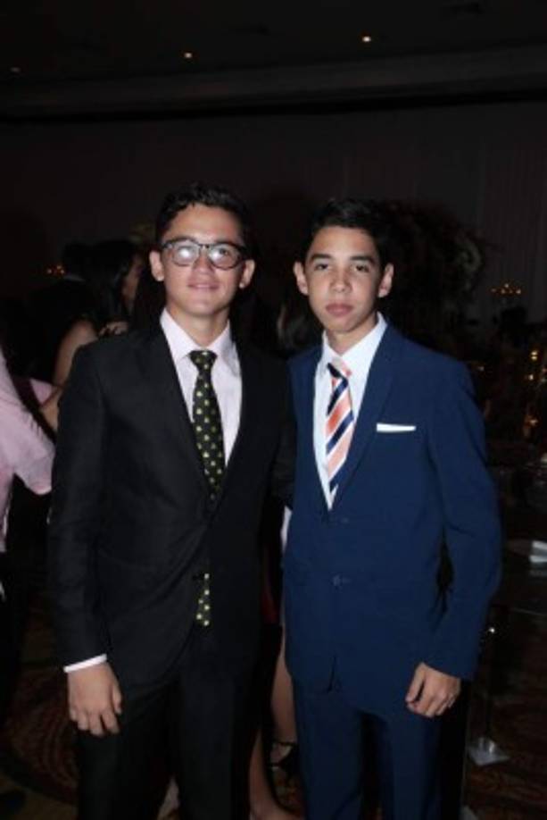 Ian Fiallos y Juan Carlos Rivera.