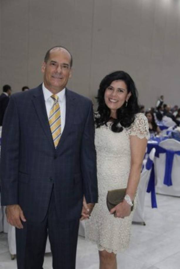 Roberto y Marisol Álvarez.