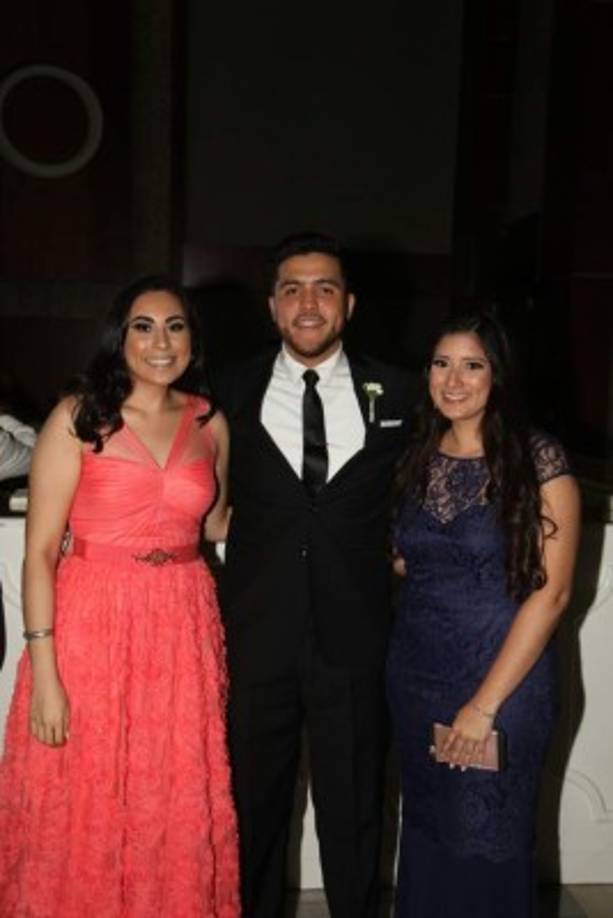 Claudia Franco, Julio Anariva y Andrea Cortés.