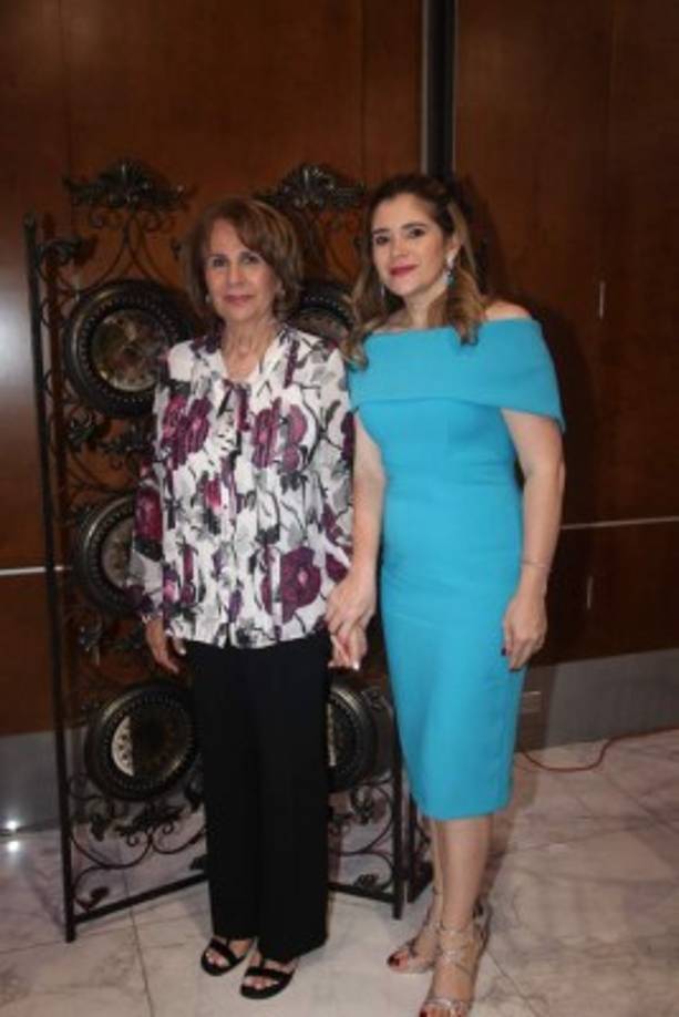 Miriam e Iris Hawit.