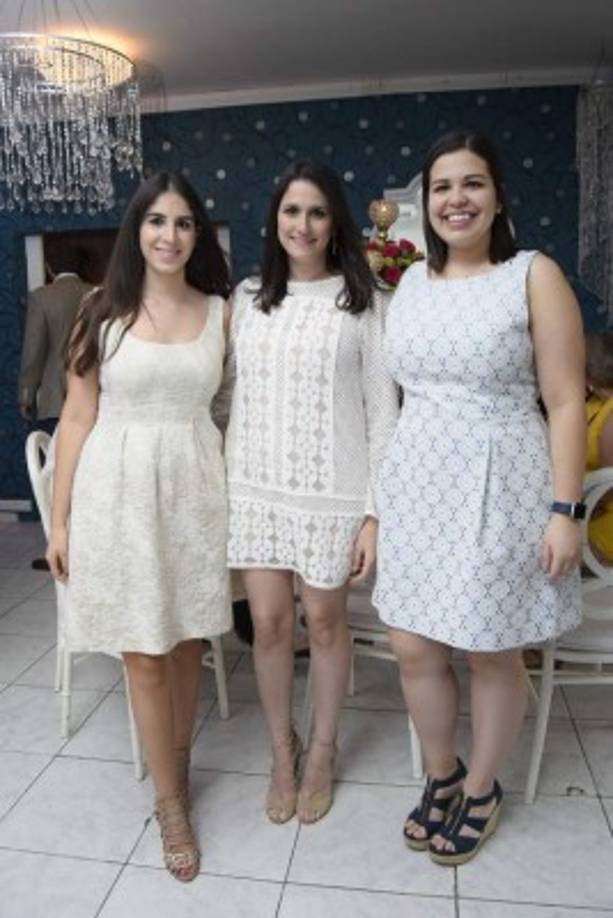 Fátima Suazo, Lyneth Saybe y Jessica Yuja .