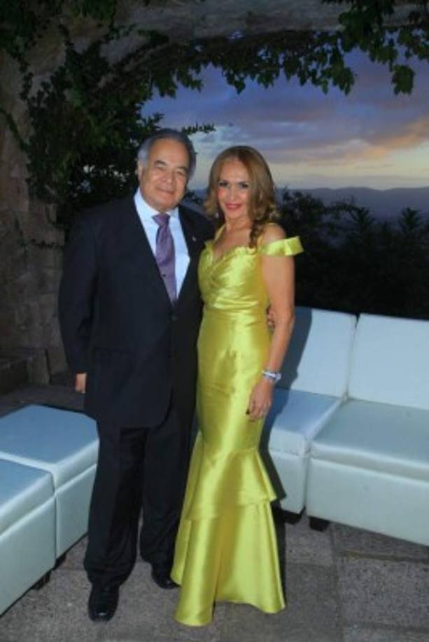 German e Iris Salinas.