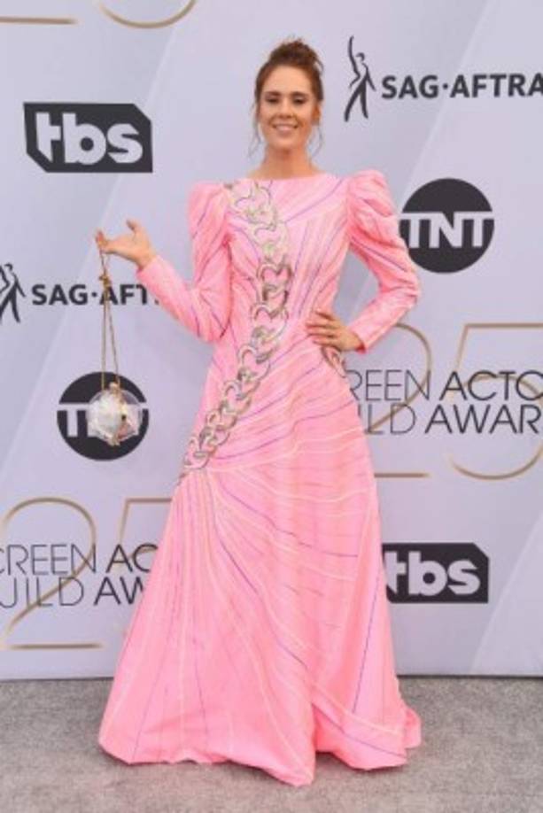 Kate Nash estaba lista para celebrar sus 15 años con ese vestido rosa chillante.