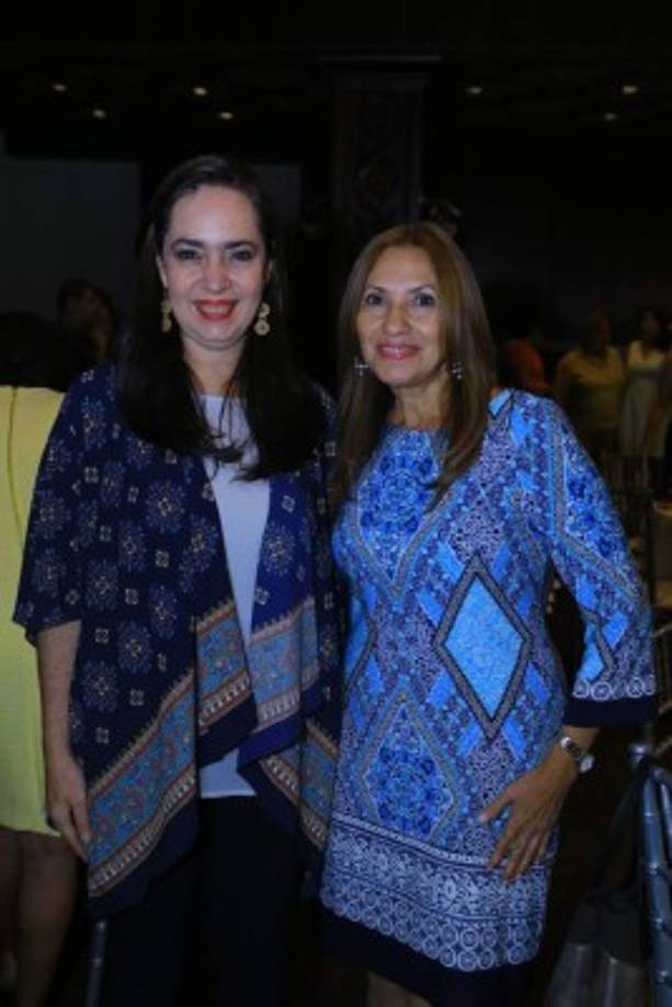 Diriem Theresin y Fanny Ponce.