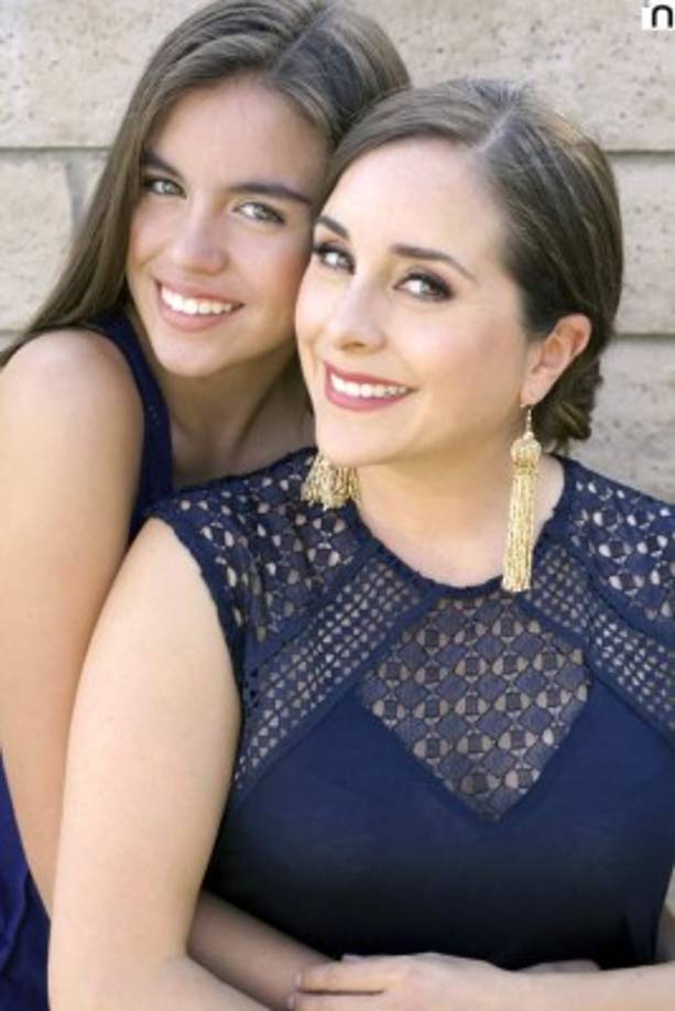 Tiene una hija de nombre Ángela, con el actor Aitor Iturrioz que ella se a dedicado a criarla y educarla desde que se separaron. Además aseguró que no volvería a participar en ninguna telenovela ya que no había ningún proyecto que aportara algo positivo. Su hija ya tiene 16 años.