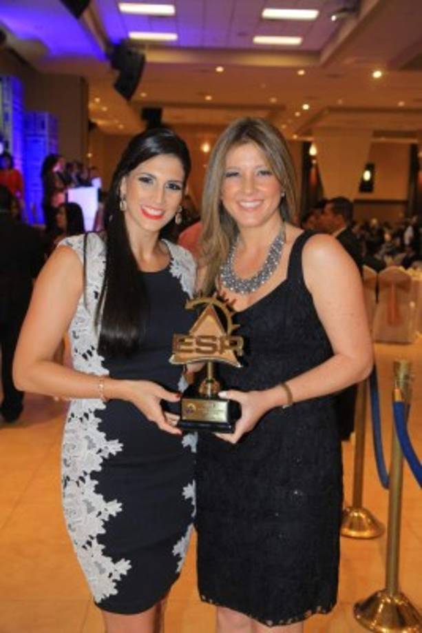 Leslie Paredes y Patricia Ramela.