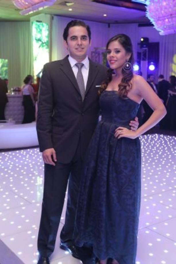 Alejandro & María José.<br/>Protagonizarán una de las grandes bodas del año el sábado 27 de febrero. El enlace Albir Welchez será en San Pedro Sula.