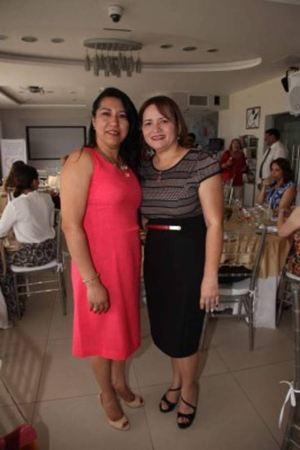 Maritza Sauceda y Nolvia Benítez