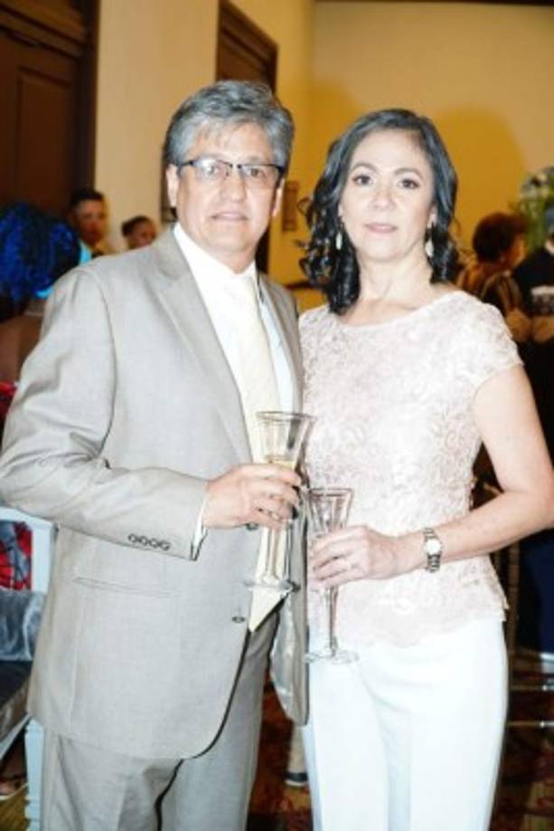 Héctor y Lourdes Robles.