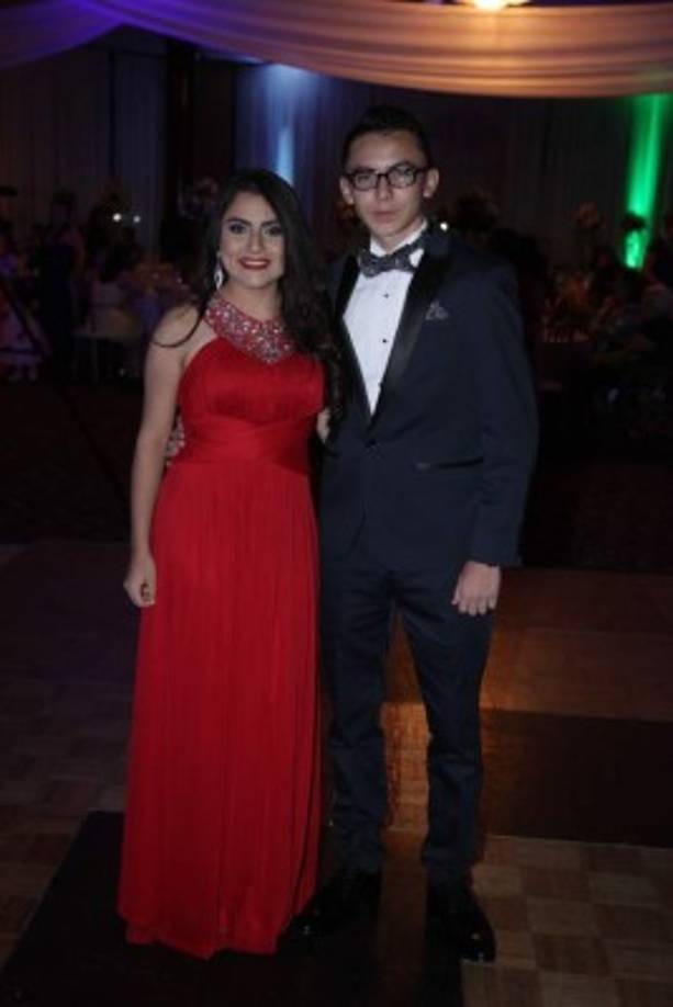 Romelia Carías y Nelson Galeano.