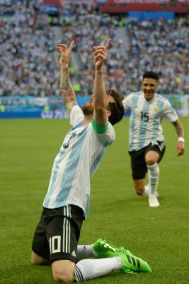 Messi celebrando el gol ante los nigerianos.
