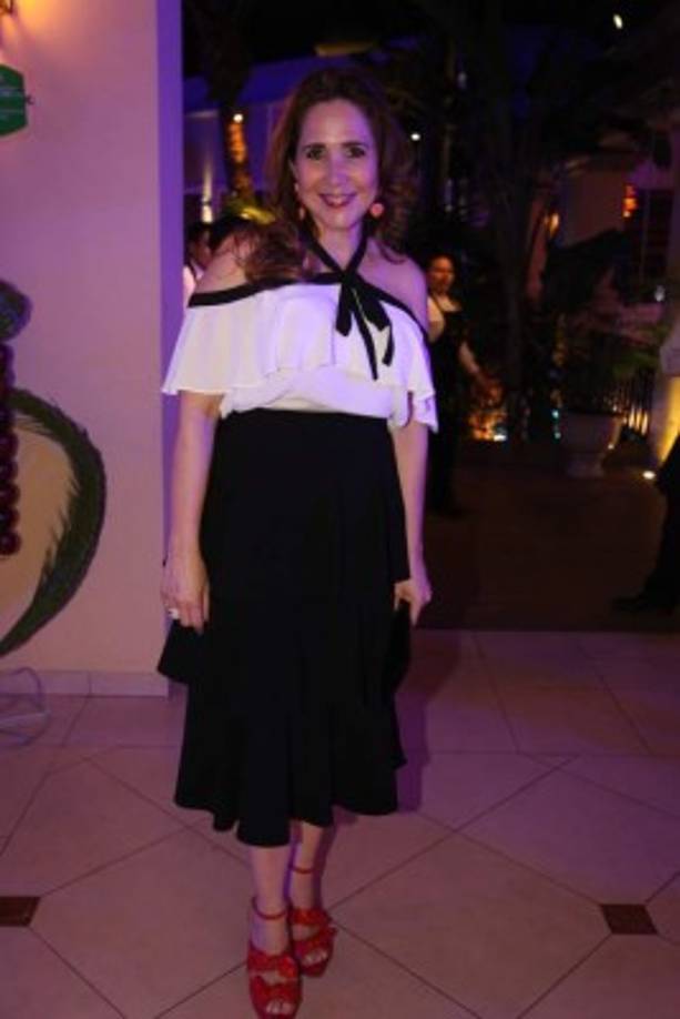 Bella Carolina Santos de Kafati.