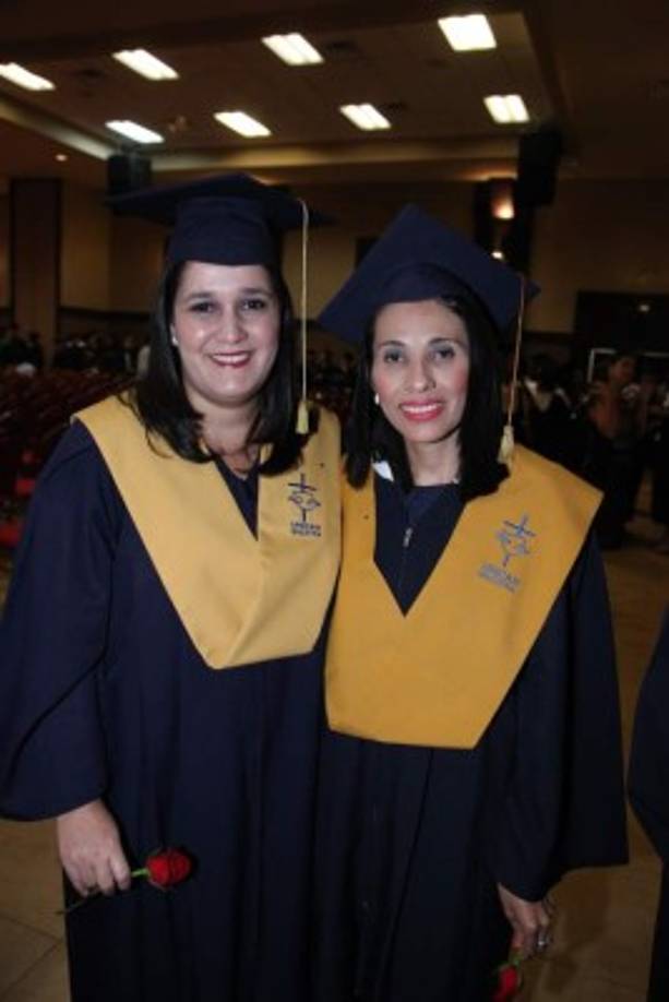 Ana Reynaud y Dilcia Martínez.