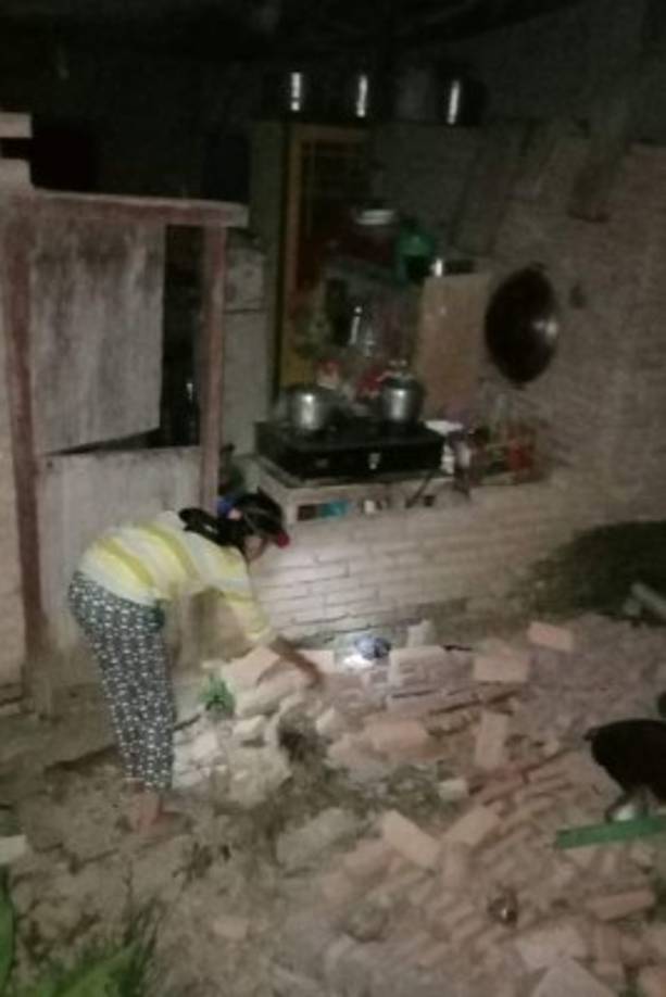 Indonesia, un archipiélago de 17.000 islas e islotes, se encuentra en el cinturón de fuego del Pacífico, una zona de intensa actividad sísmica.