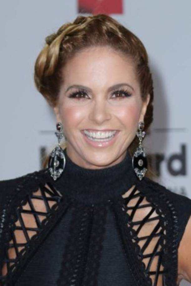 Su peinado ha dado de que hablar en las redes sociales.