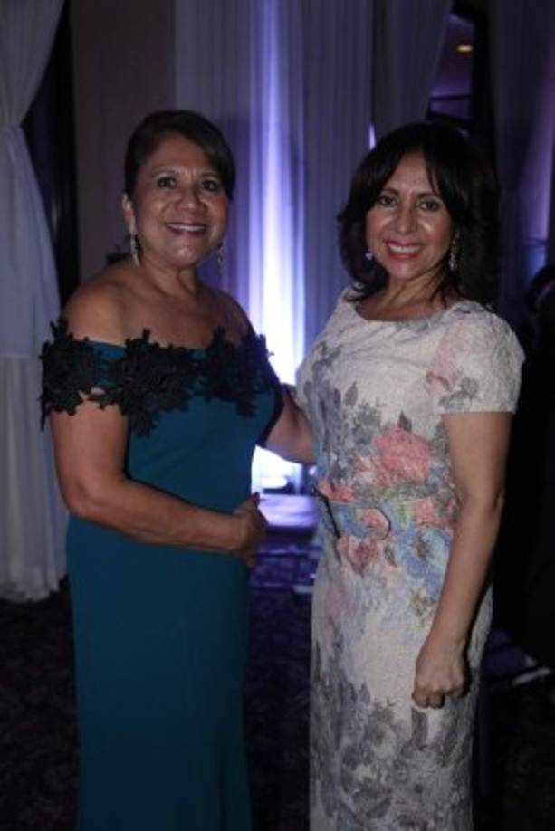 Vilma Karow y Susana Laínez.