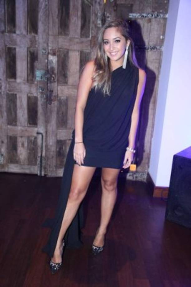 Paola Lázaruz en un Muzzy Kafati.