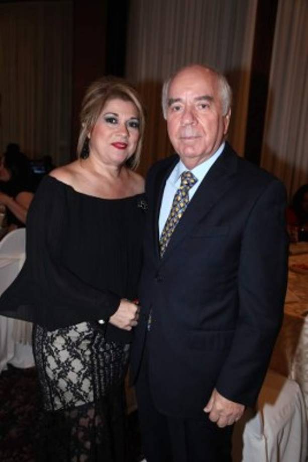 Suyapa y Maurizio Chiovelli.