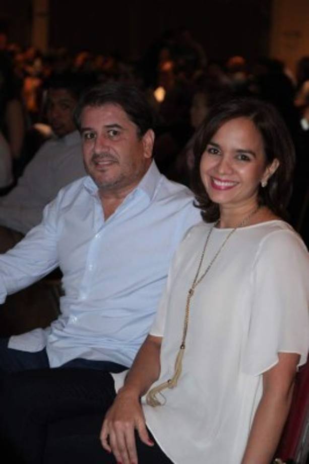 Antonio y Melissa Garza.