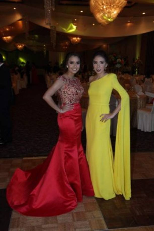 Fátima Murphy y Esther Motiño.