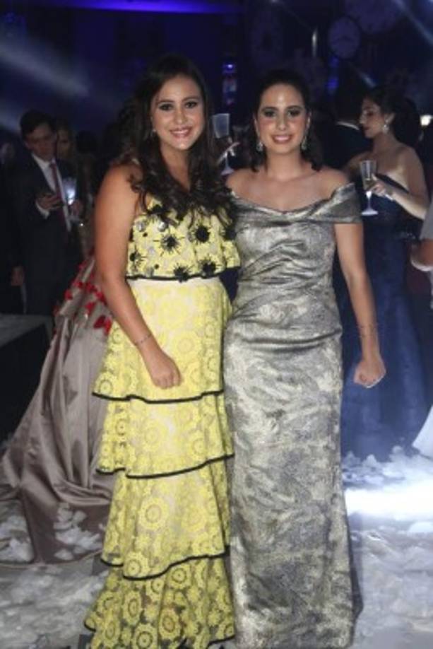 Adriana Siwady y María Canahuati.