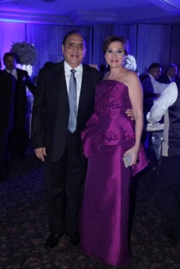 Farid y Nancy Handal.