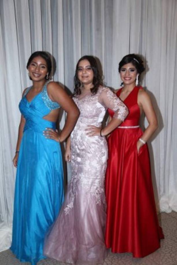 Irma Jananía, Fátima Hawit y Heitzel Romero.