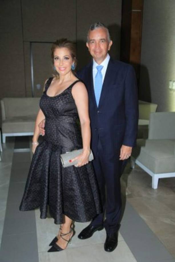 Elena y Ernesto Lázarus.