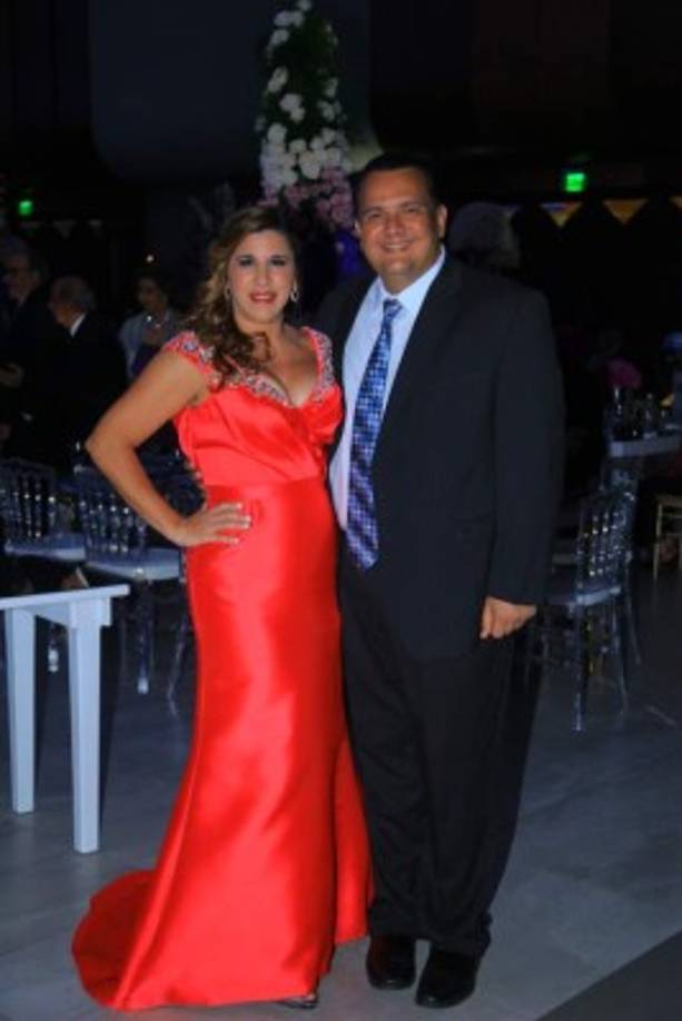 Katherine y Gerardo Handal.