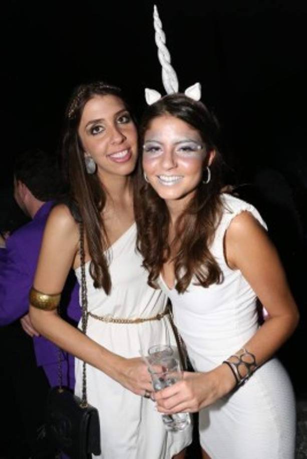 Sheila Saybe y Claudia Kattán.