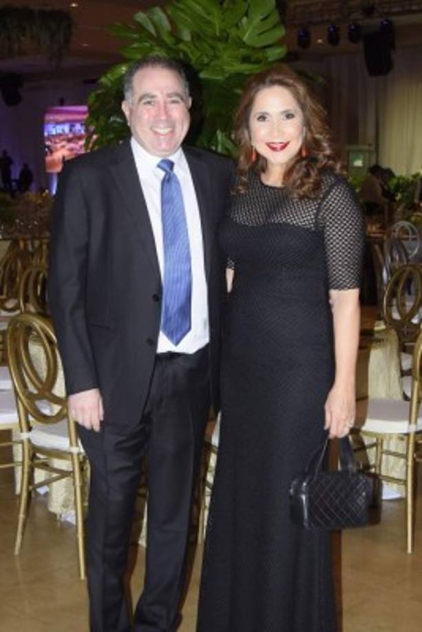 Enrique y Carolina Kafati.