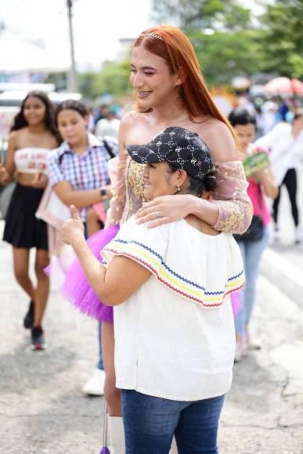 A través de sus redes sociales, Fredy Rodríguez dijo qu desfilará como tradicionalmente lo ha venido haciendo estos dos últimos años.