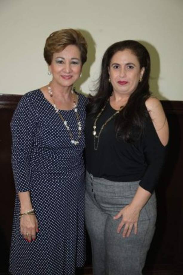 Lissette Nassar y Rosa Kattán.