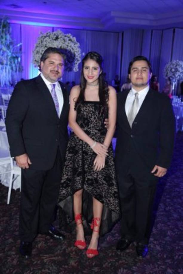 Basilio, Jessica y Basilio Fuschich.