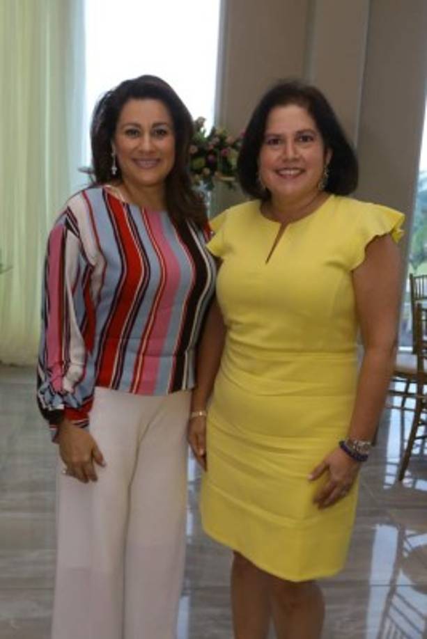 Paty Salem y Ana Clemencia Férez.