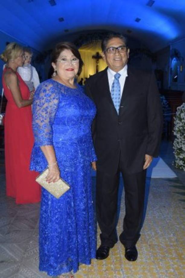 Paquita y Vicente Carrión.