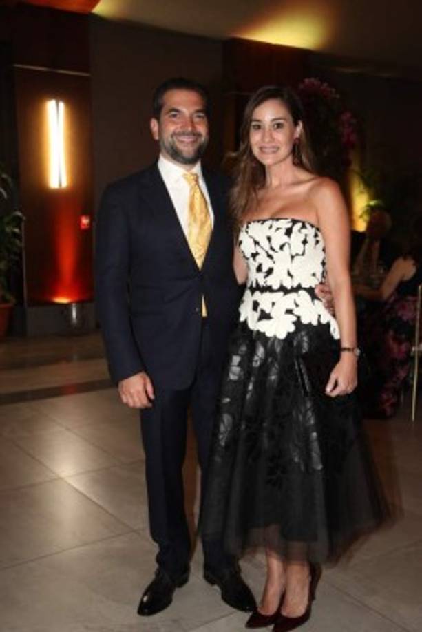 Miguel y Jeannette Larach.