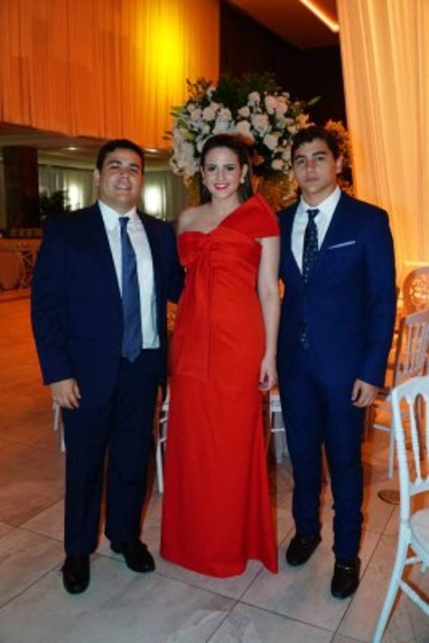 Fernando Vaquero, Andrea Araujo y Marcelo Vaquero.