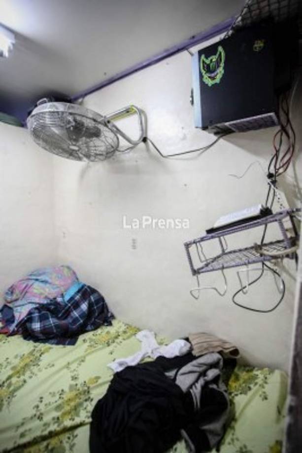 Televisiores, ventiladores, equipos de sonido y otros lujos tienen los presos dentro de las cárceles hondureñas.
