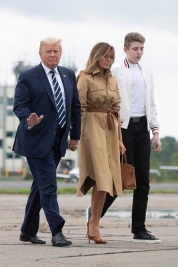 Otros usuarios cuestionaron 'con qué alimentan al hijo menor de Trump que cada vez que aparece crece varias pulgadas'.