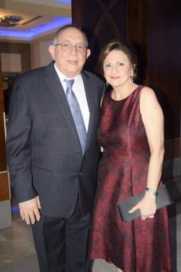 Fuad y Diana Handal.