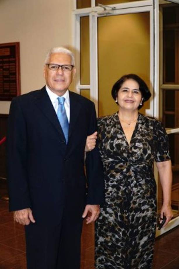 Roberto y Lizeth Venegas.