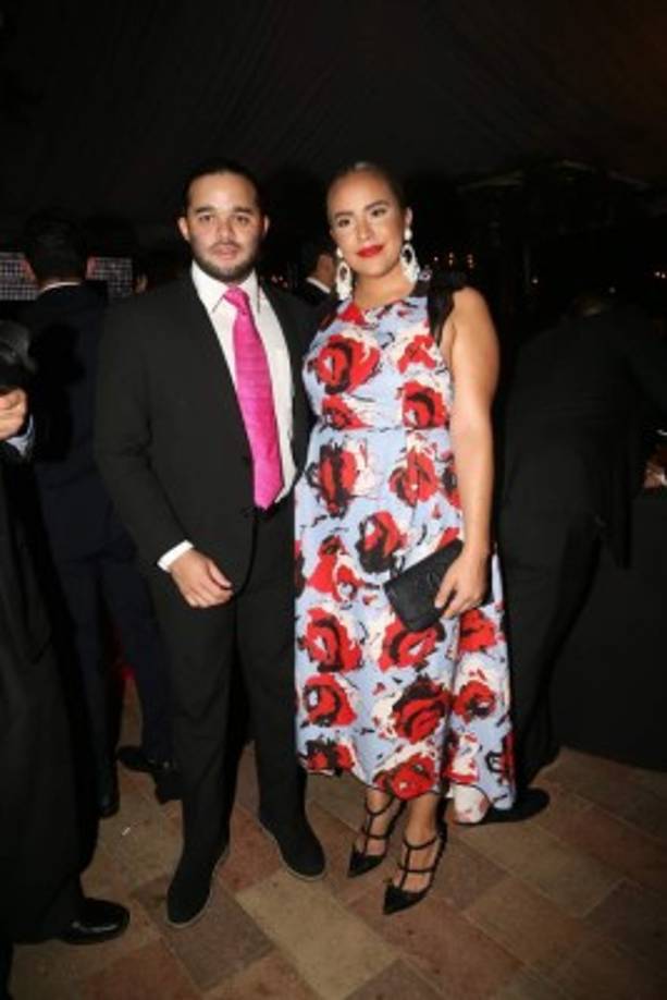 Rafael Zelaya y Ángela Andonie.