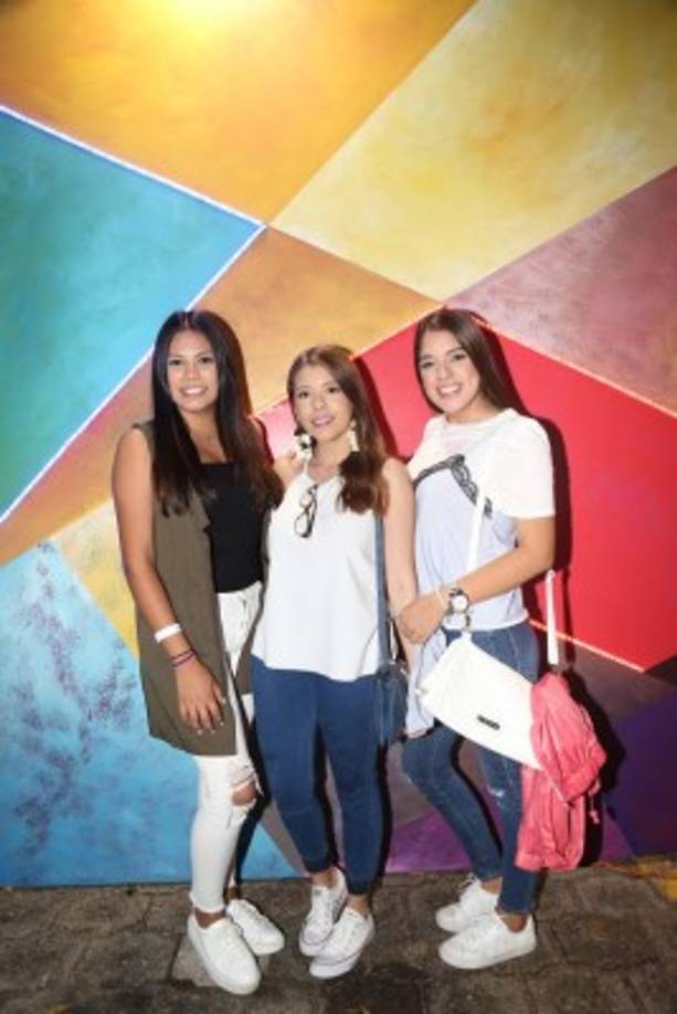 Ale Rendón, Gaby Alvarado y María Rendón.