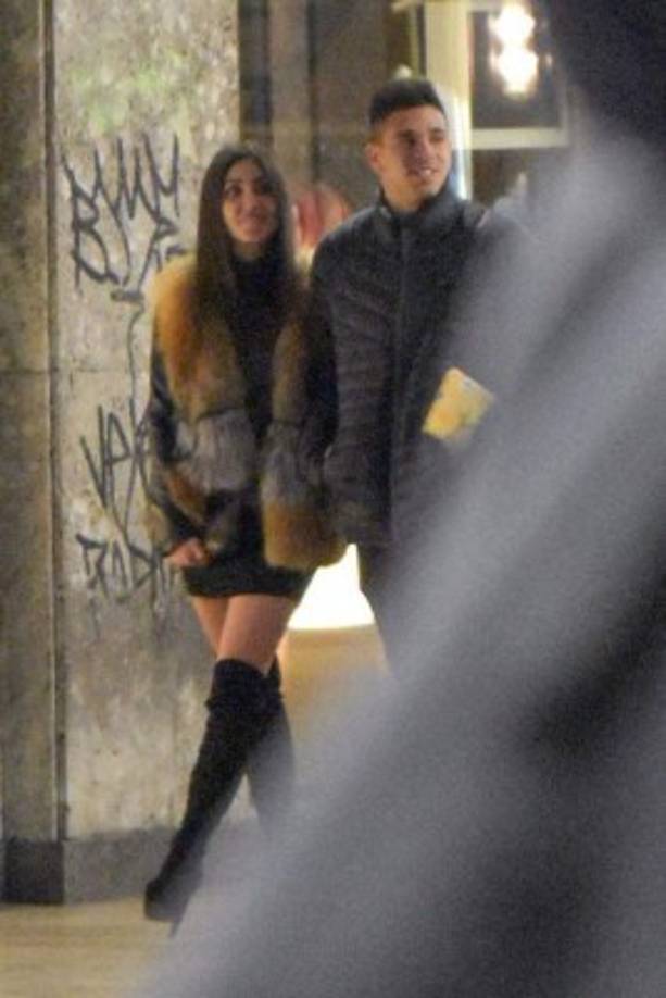 La pareja fue descubierta hace unos días cuando salía de un restaurante.