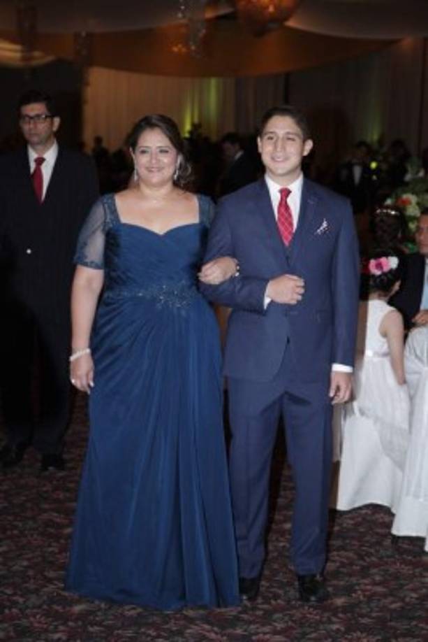 Camila y Andrés Gonzales.