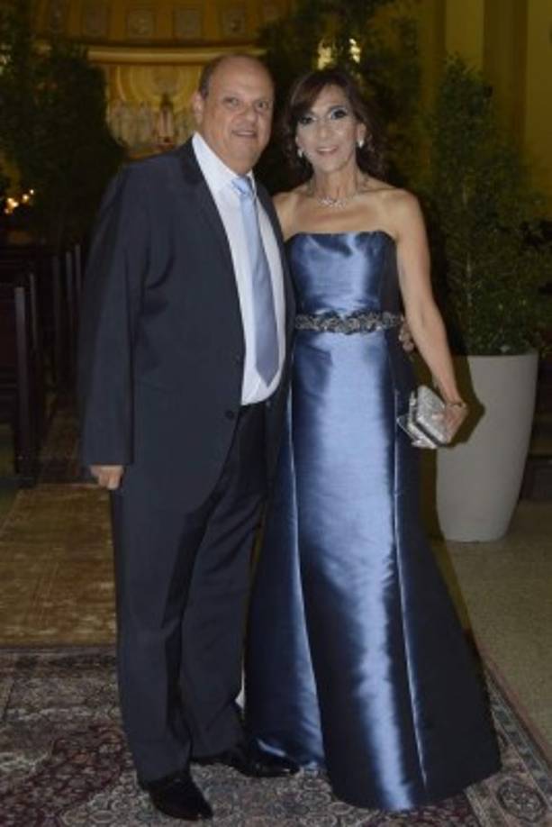 Roger y Diana Larach.